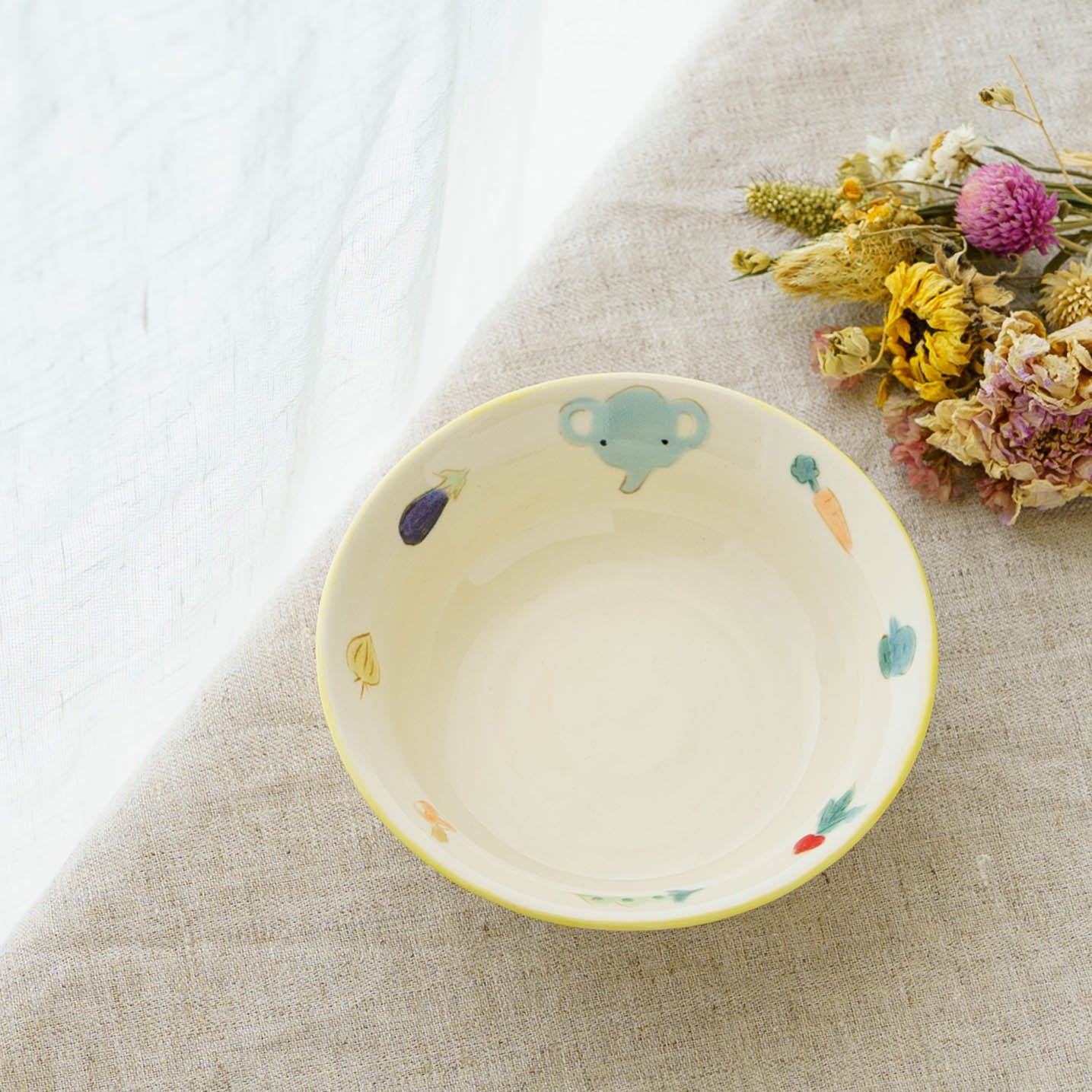 Small Bowl elephant B | Aki Ota