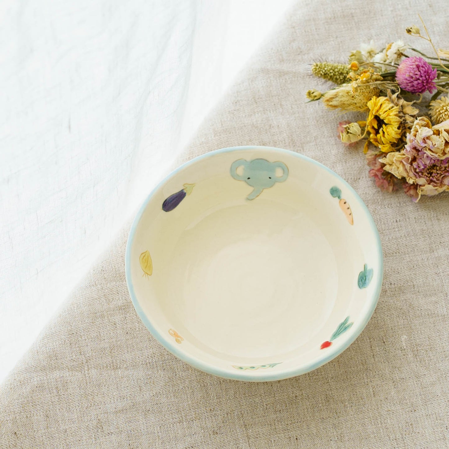 Small bowl elephant A｜Aki Ota
