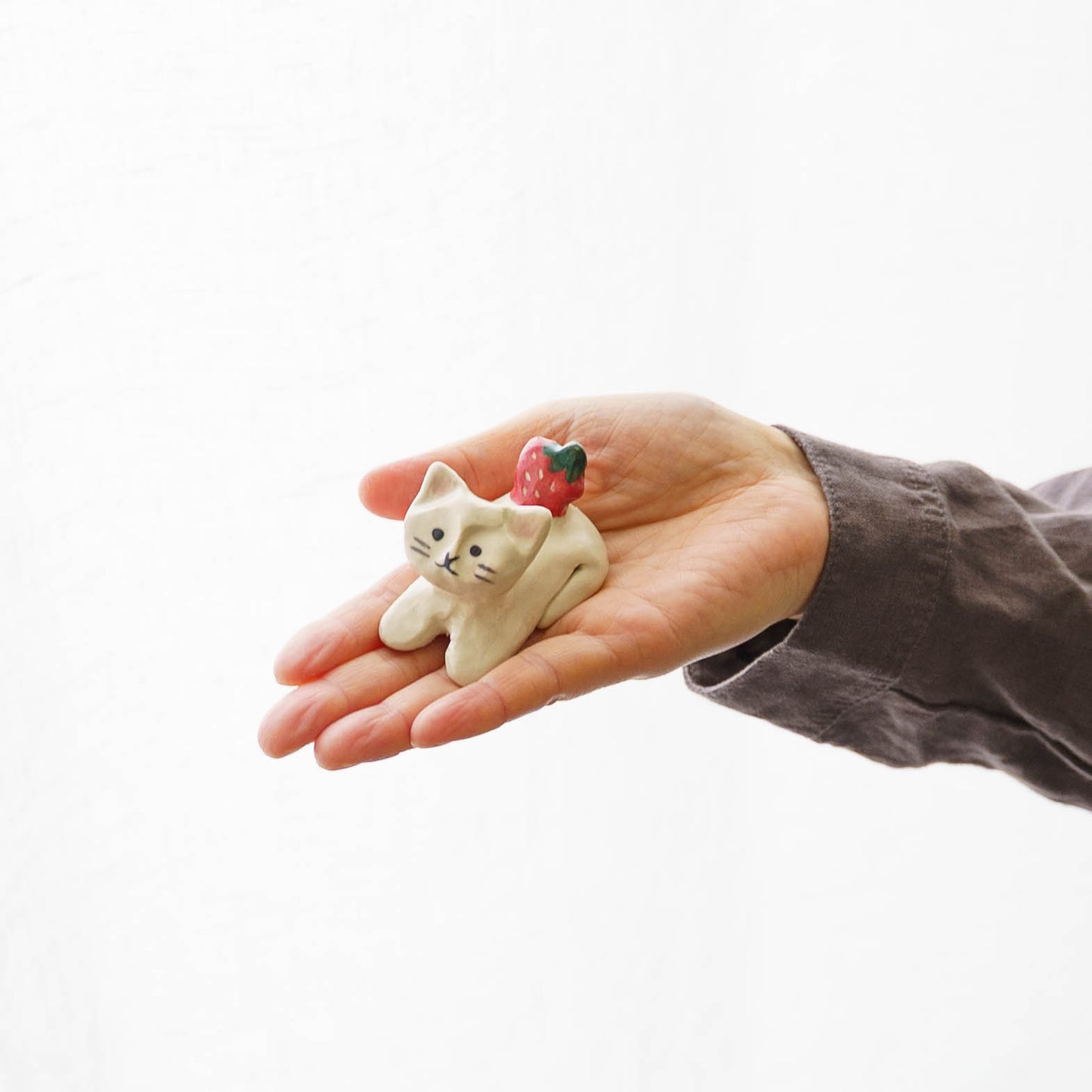 ねこ x いちご　はしおき｜梶田慶