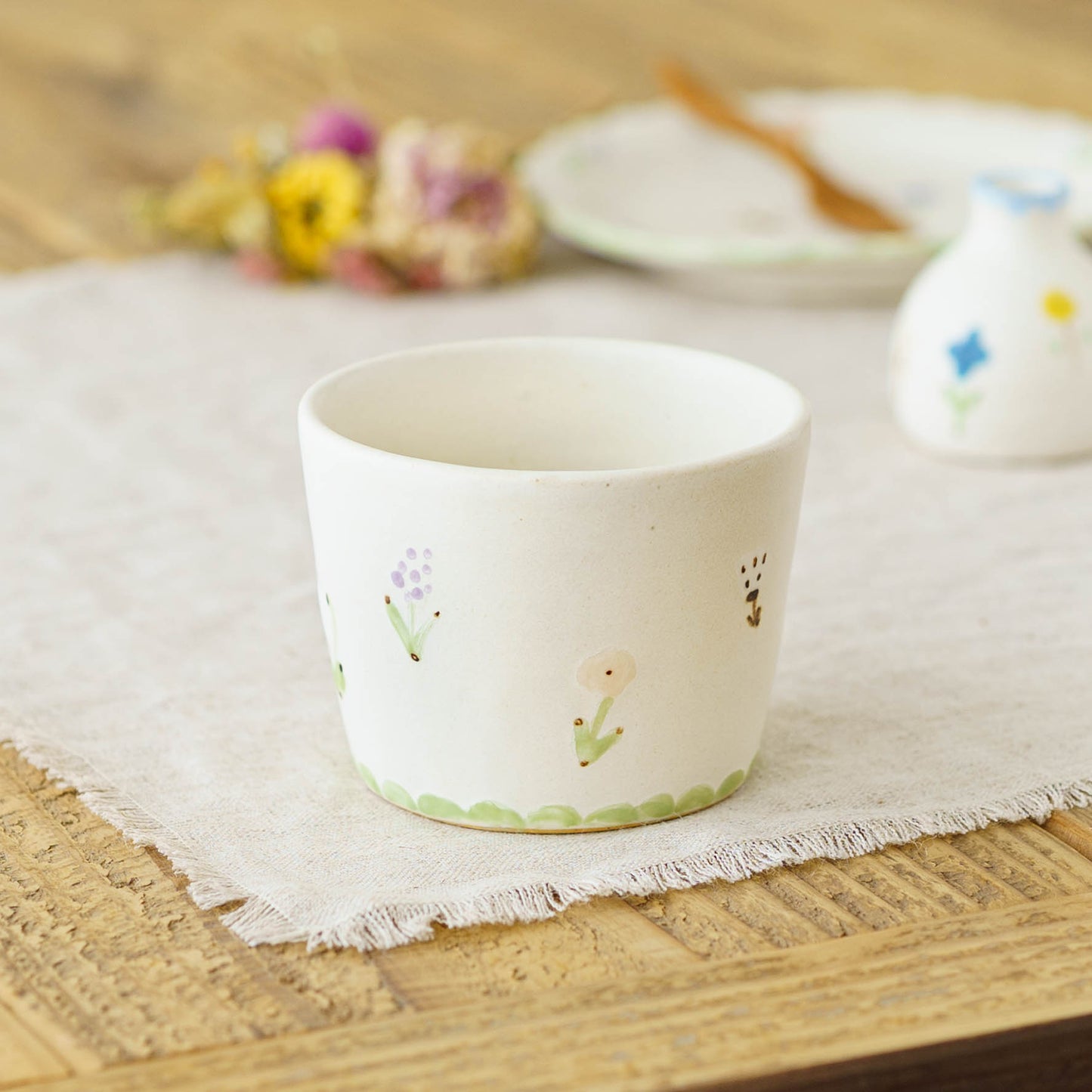 Cup flower | Aki Ota