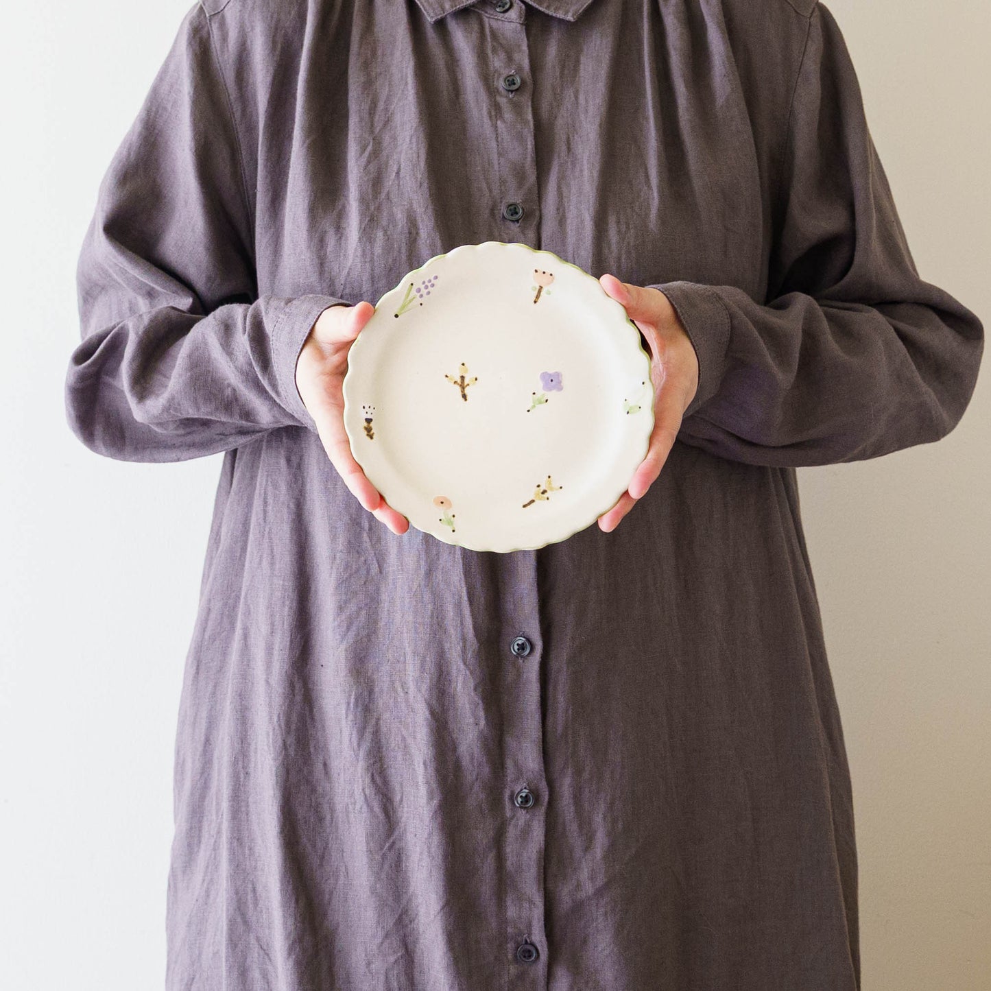Cake Plate flower | Aki Ota