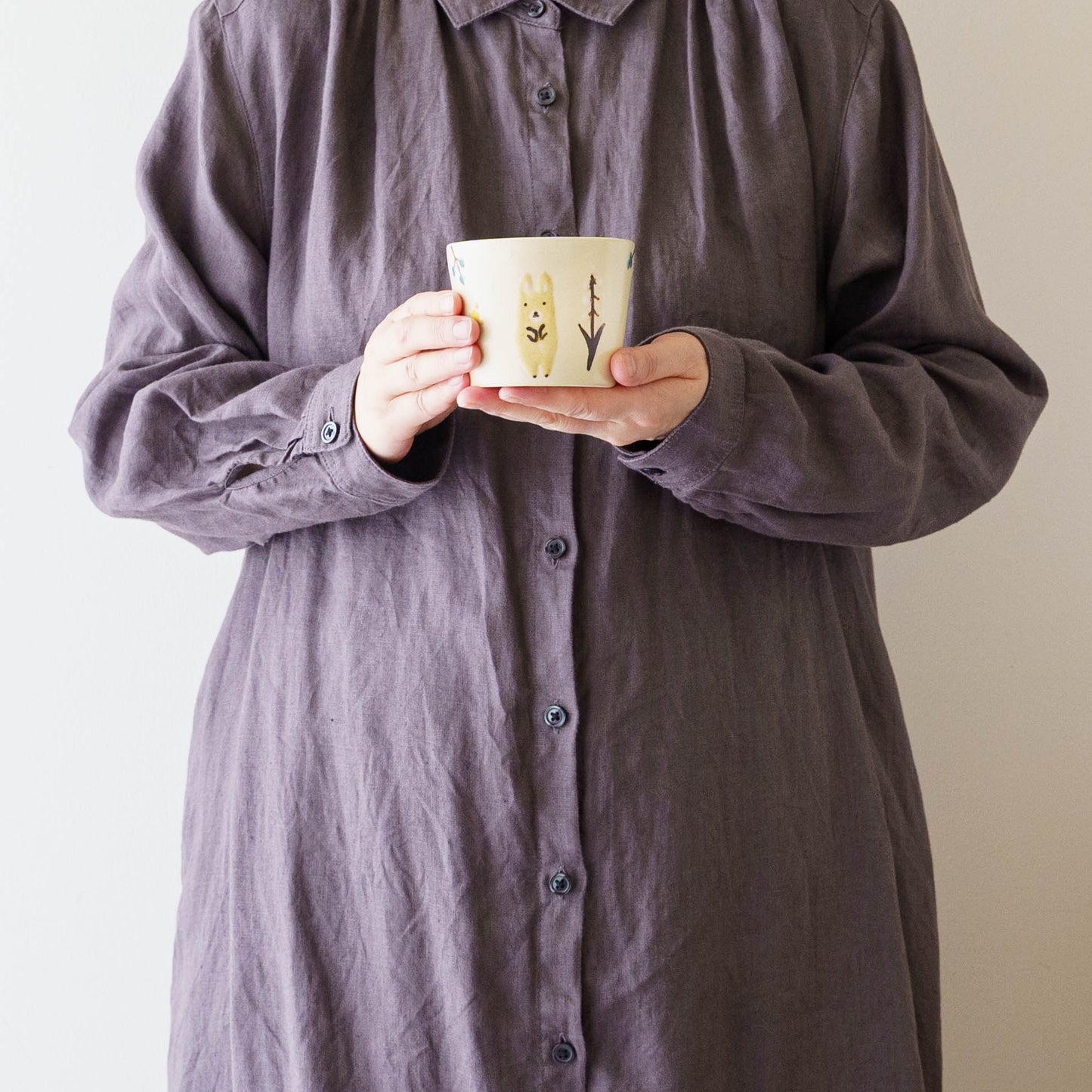 Cup rabbit | Aki Ota