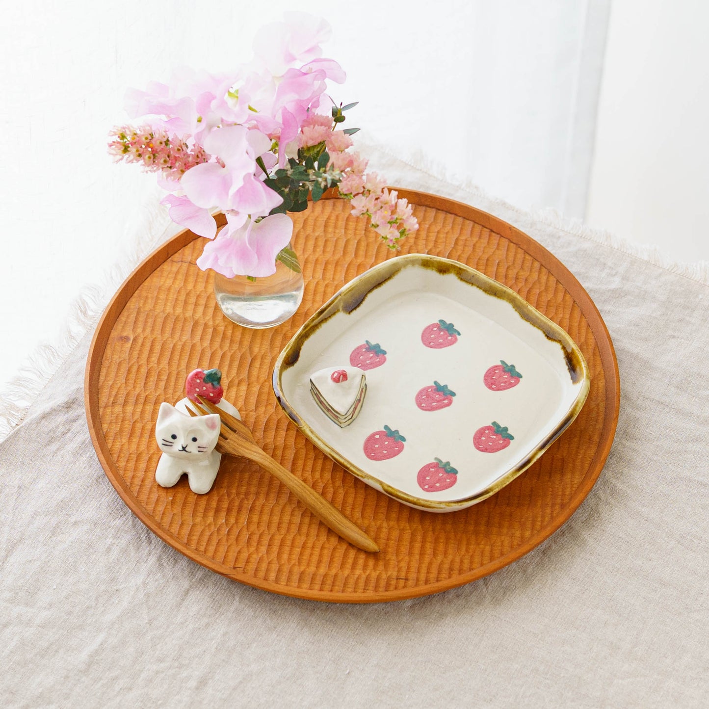 ねこ x いちご　はしおき｜梶田慶