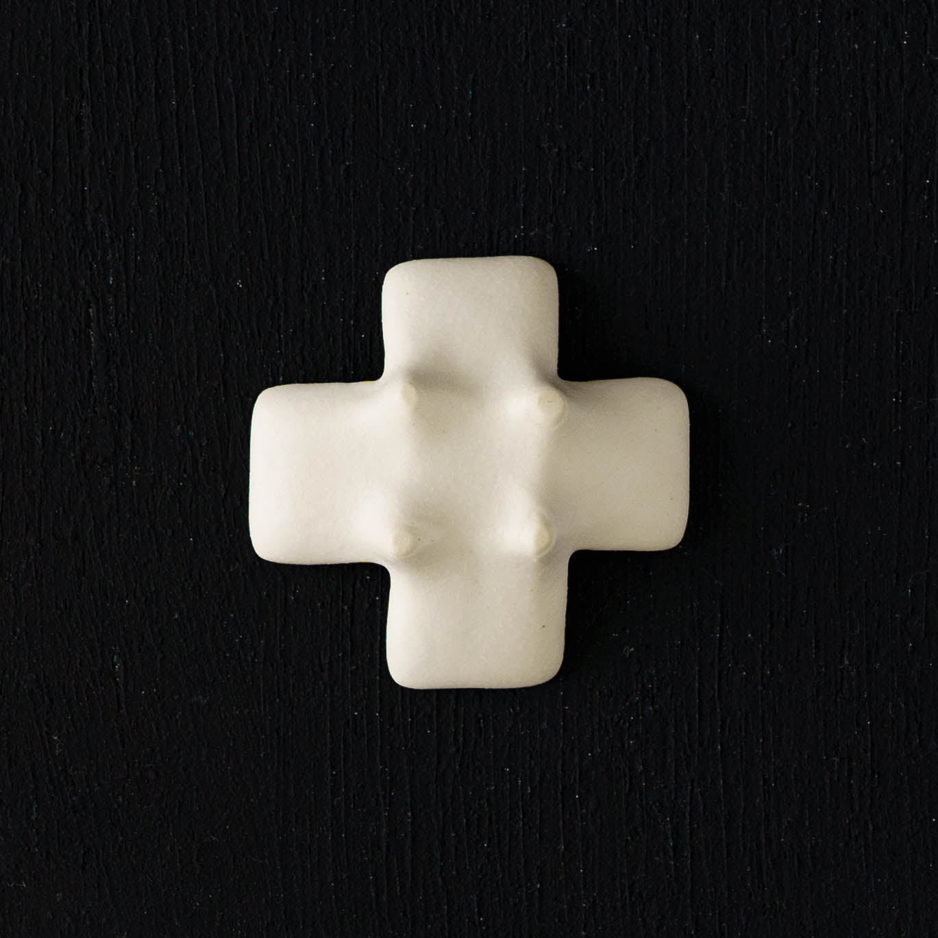 箸置き　クロス　ホワイト｜辻本路