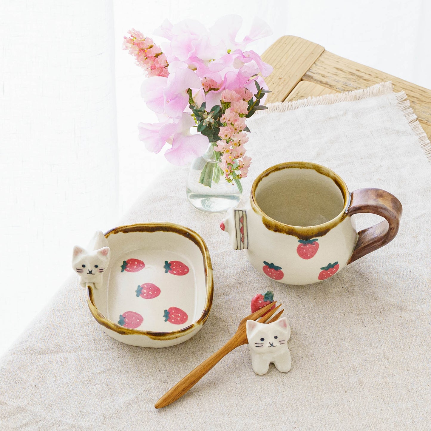 Cat x Strawberry Square Small Plate | Kajita Kei