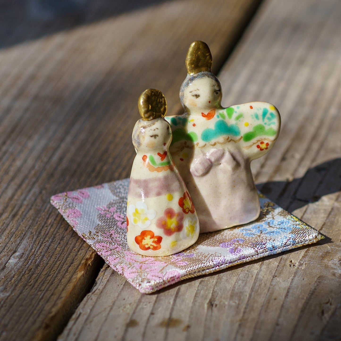 Auspicious Standing Dolls (with mat) | Hahamiya