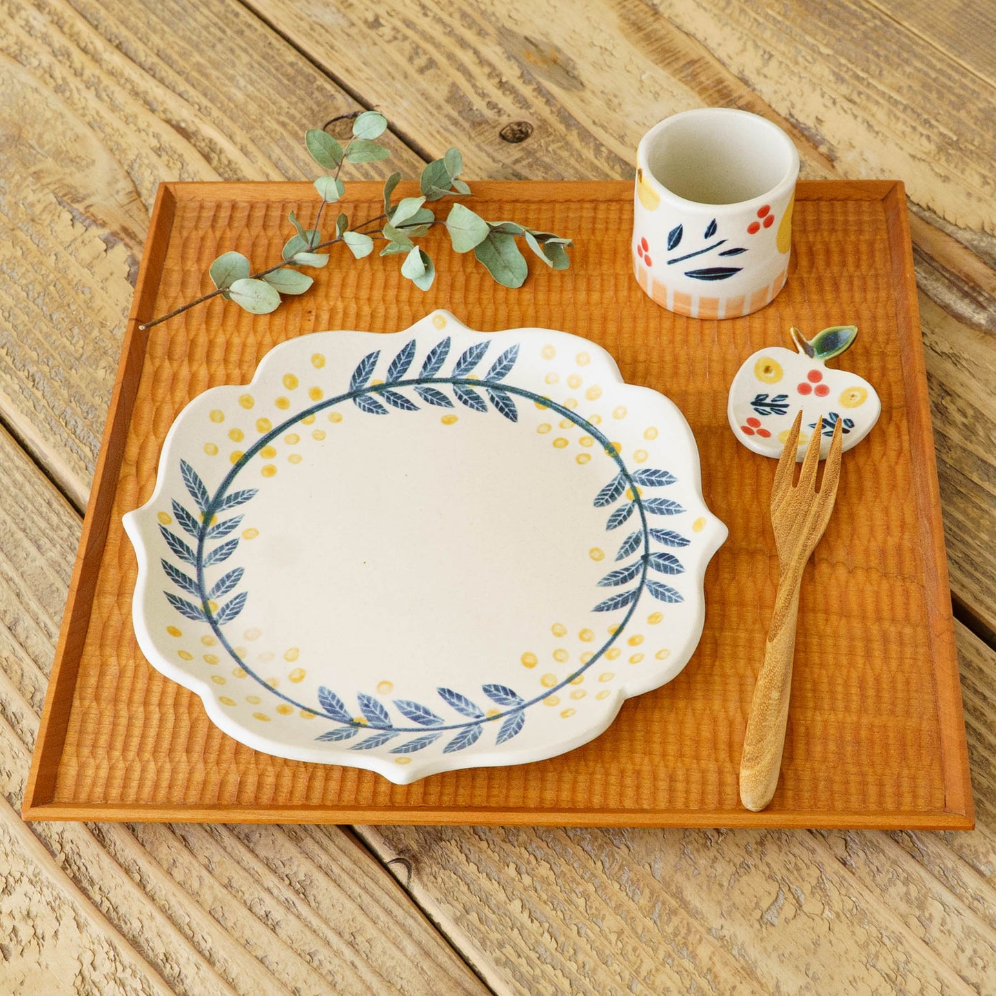 リバティ　りんご箸置き｜石川久美子