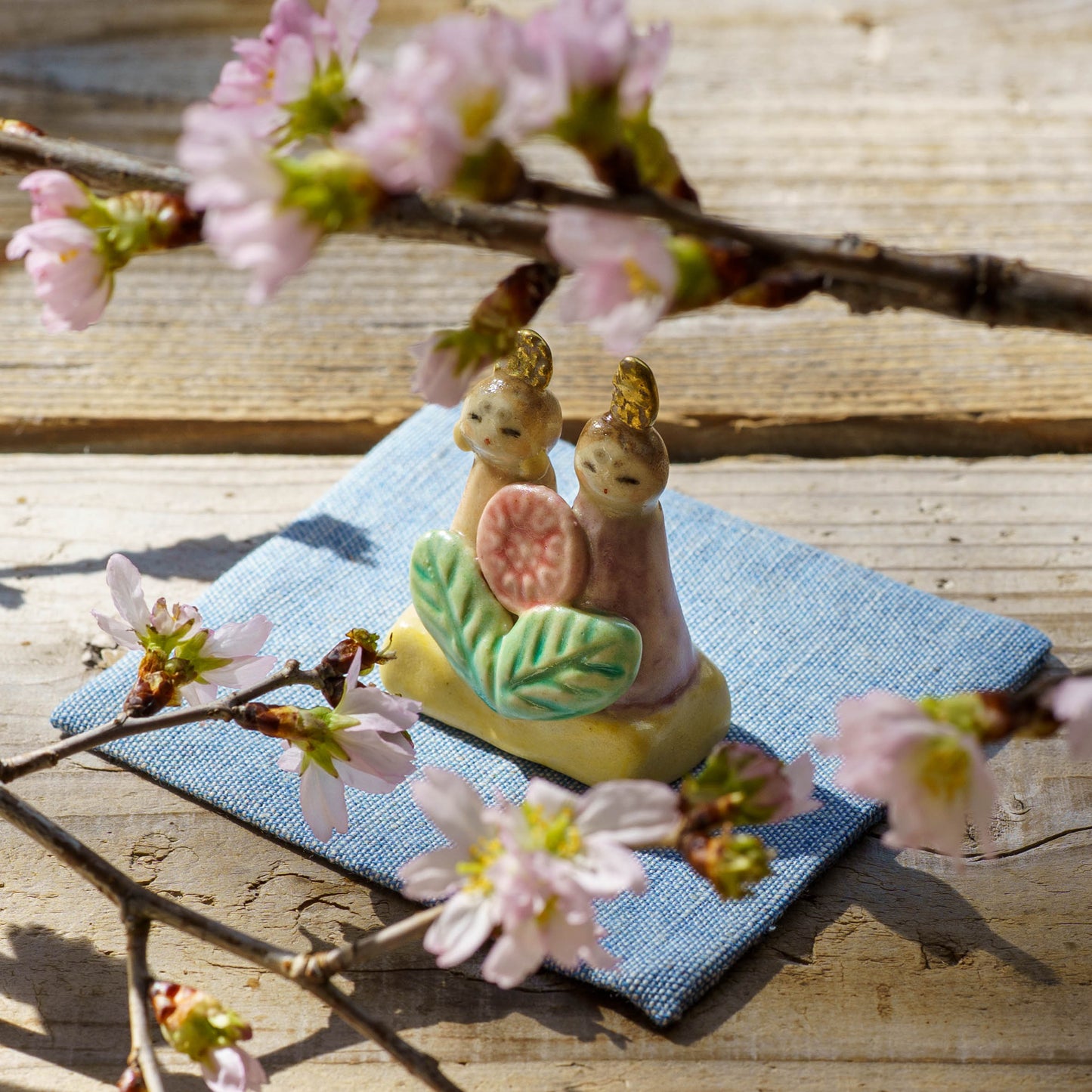 Hina dolls  flower (with mat) | Hahamiya