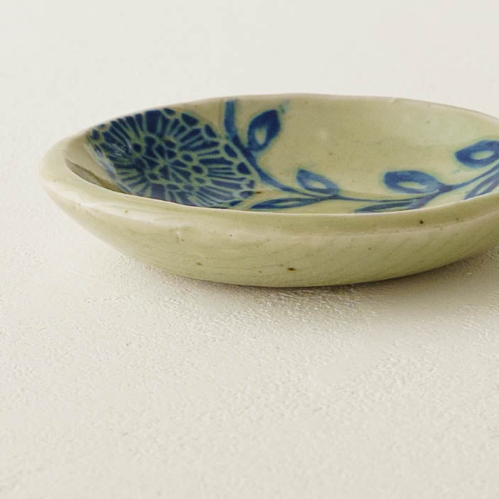 陶芸作家 松崎麗 豆皿 小 呉須｜作家もののうつわ通販 四季折折 – 四季