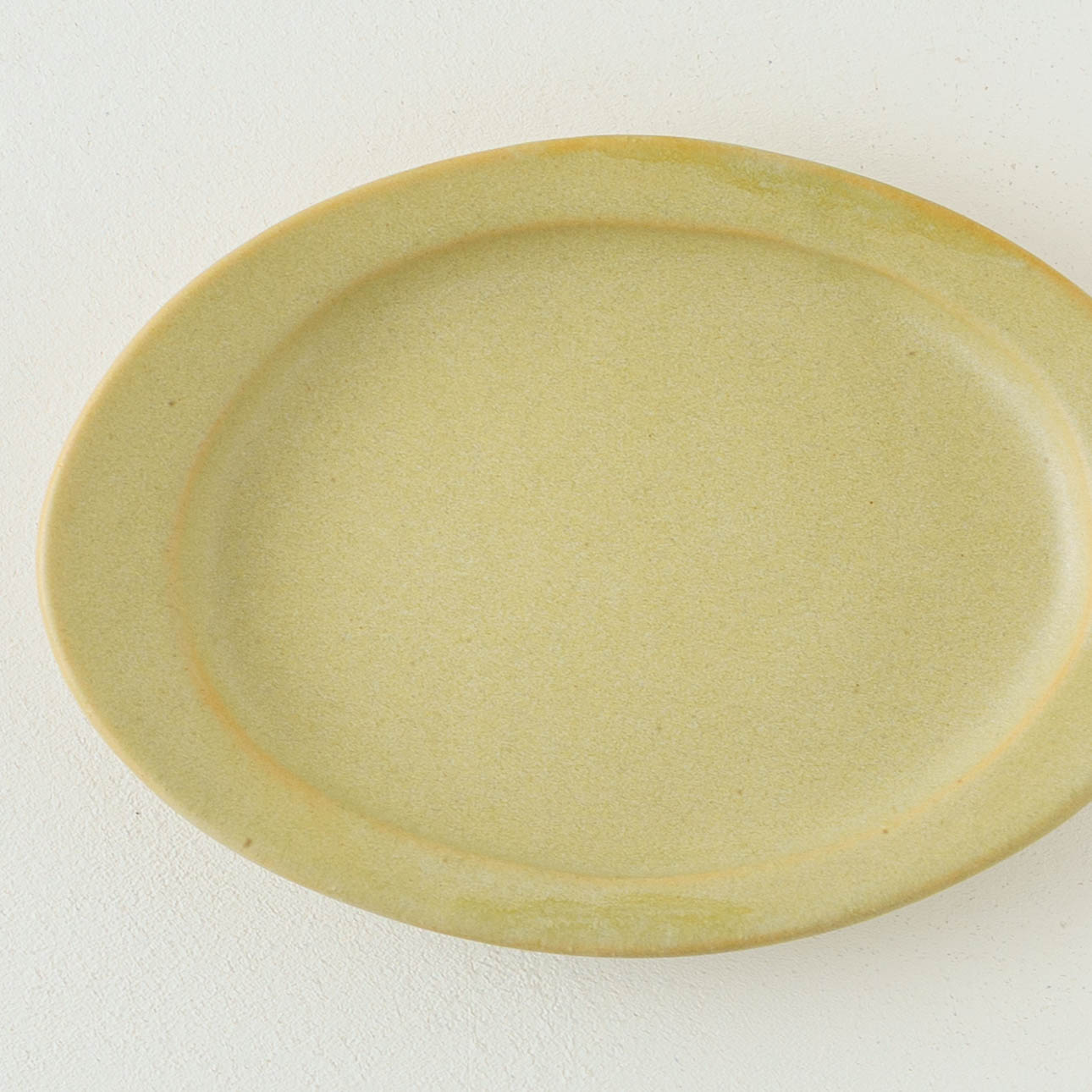 石木文　木　オーバル小皿　作家　アーティスト　陶磁器　器　皿 陶芸作家 古川まみ オーバル皿 M イエロー｜鎌倉 作家もののうつわ通販