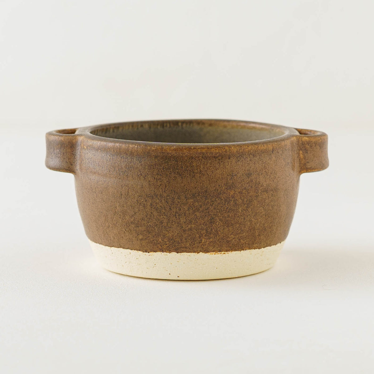 Heat-resistant bowl with handles brown | Mami Furukawa