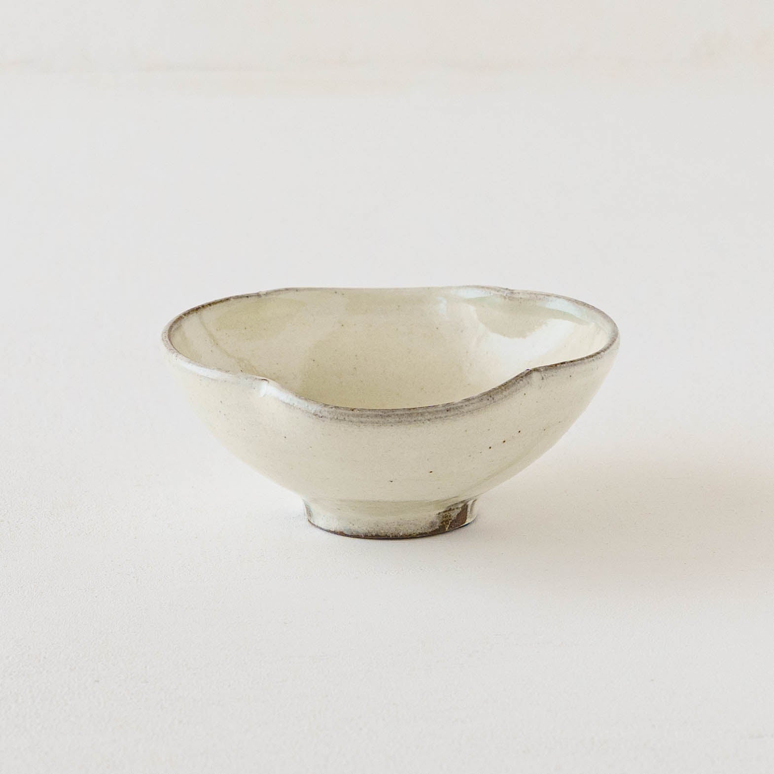 陶芸作家 戸津圭一郎 粉引木瓜小鉢｜窯元、作家もののうつわと暮らしの