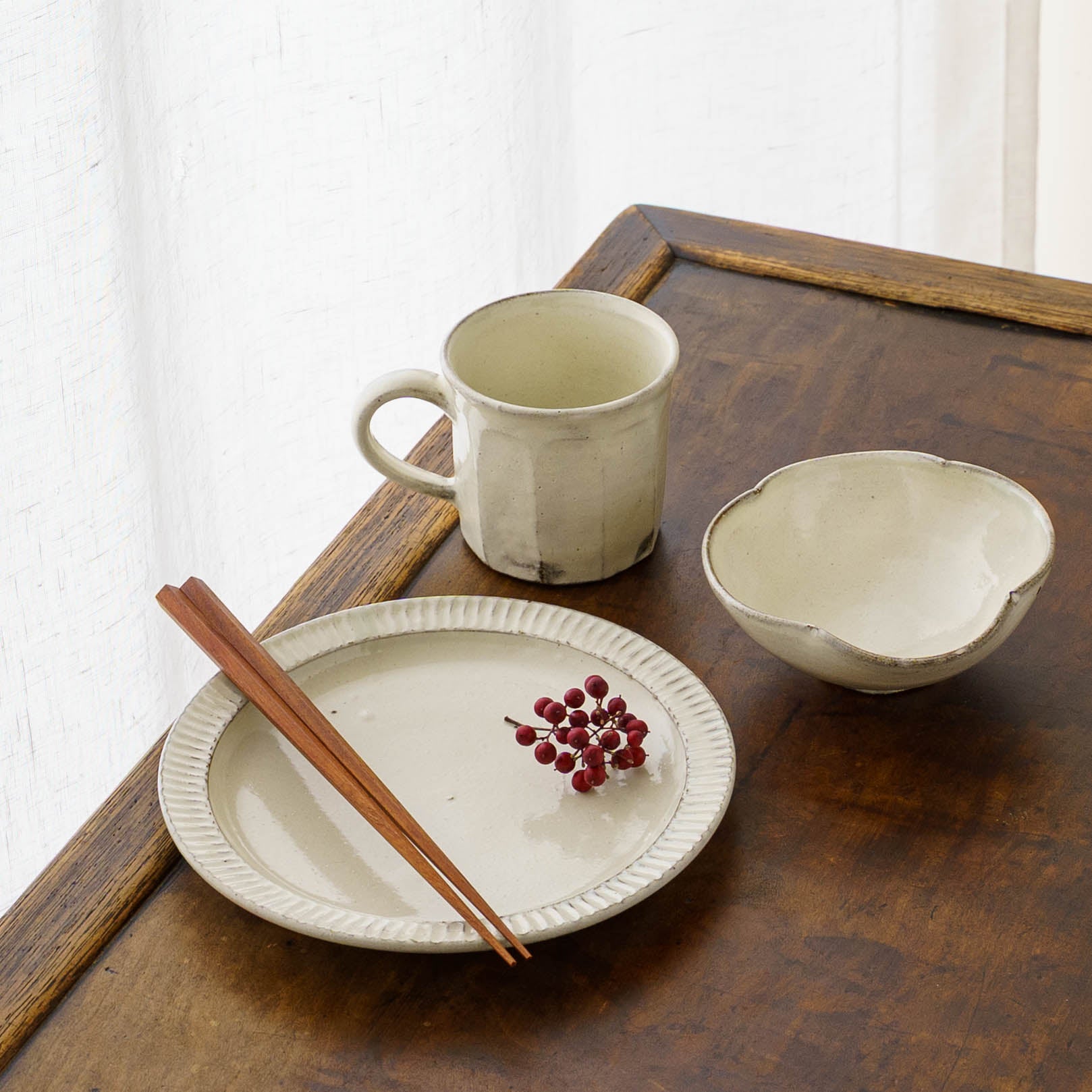 陶芸作家 戸津圭一郎 粉引面取マグ｜窯元、作家もののうつわと暮らしの