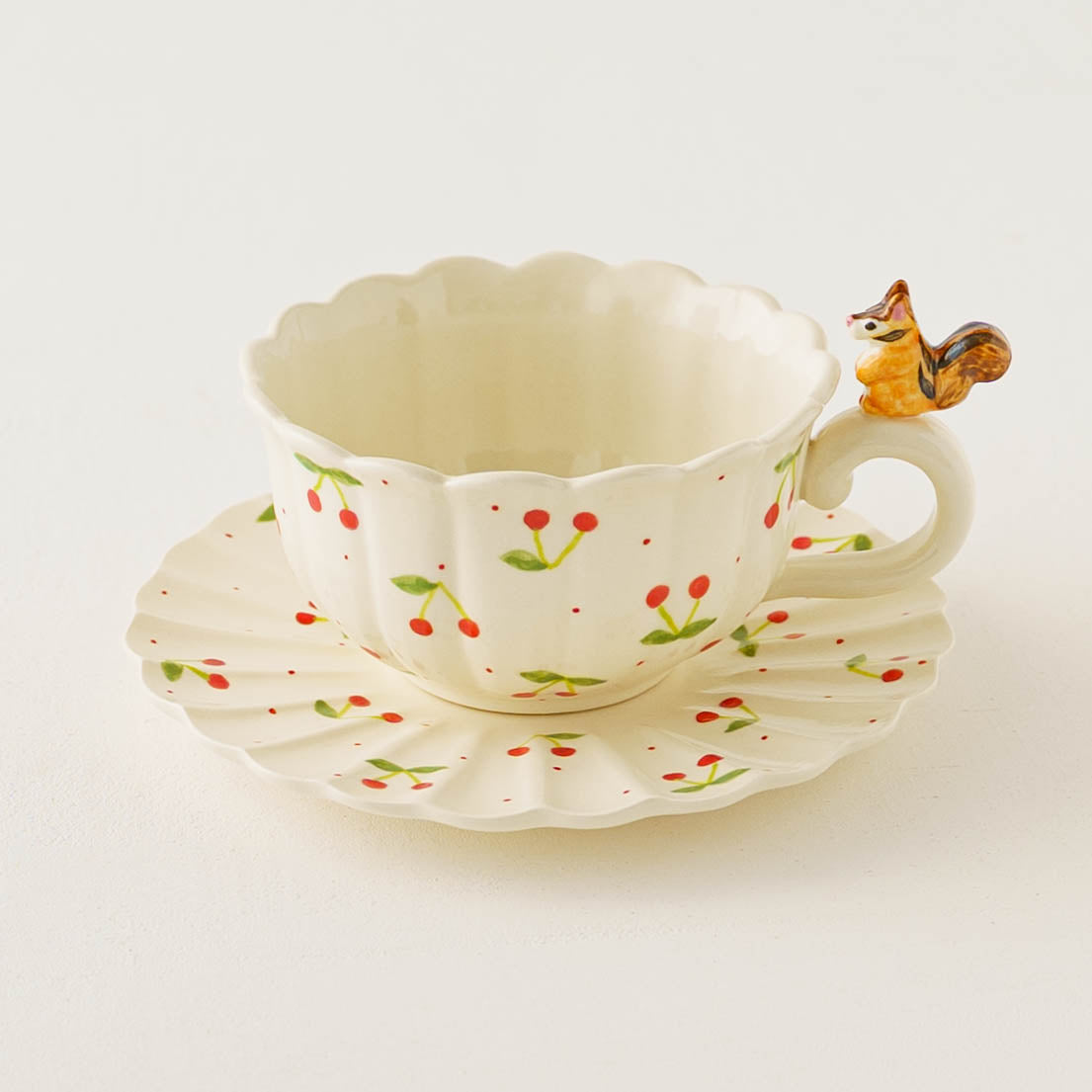 リスフリルティーカップ&ソーサー　さくらんぼ｜Sugar Poppo