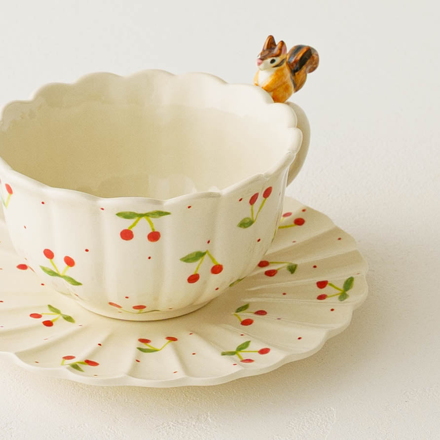 リスフリルティーカップ&ソーサー　さくらんぼ｜Sugar Poppo