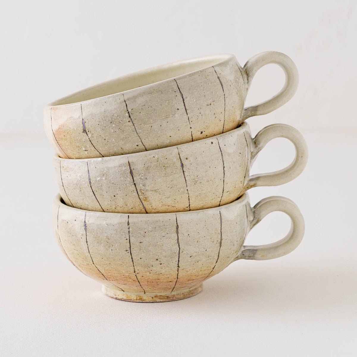 Vertical Iron-Wire Pattern Handled Round Soup Cup | Futani Pottery