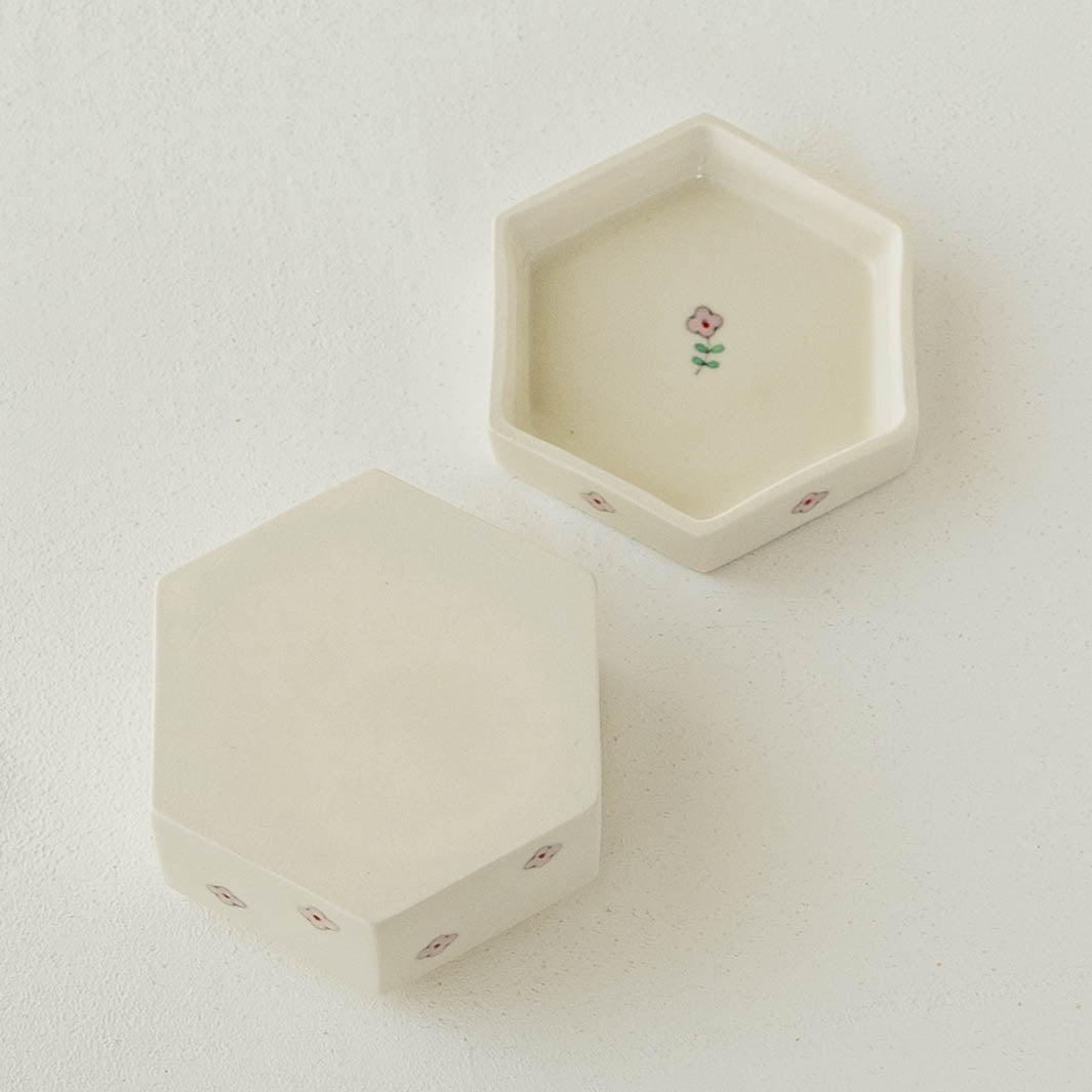 Box case butterfly | Ayako Igawa