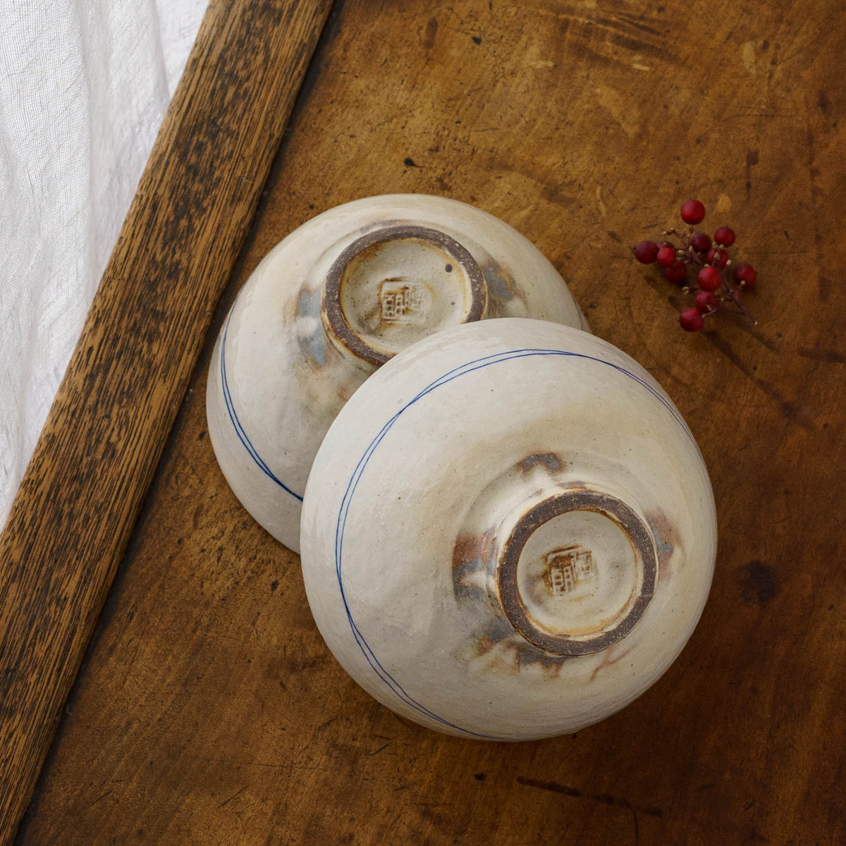 Gosu-line Rice Bowl (Large) | Furutani Pottery Studio