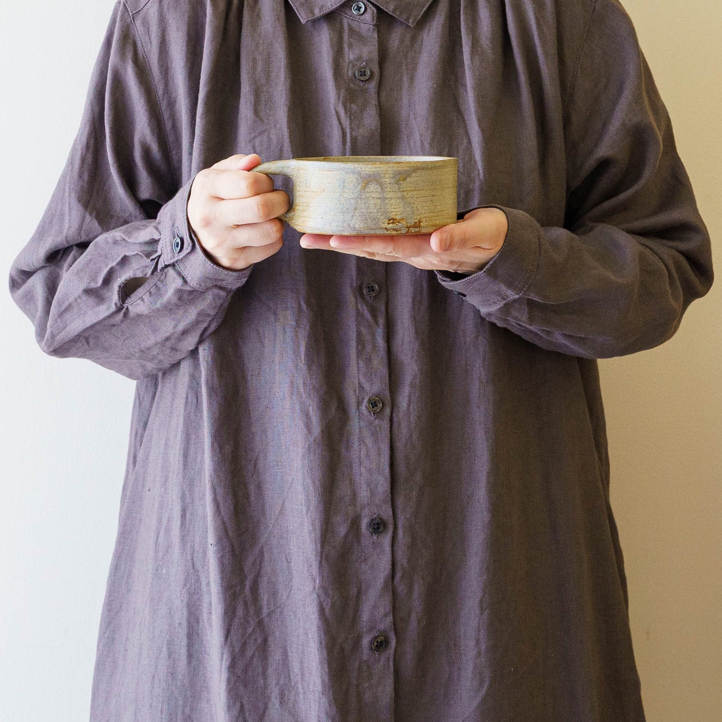 Flat mug Sabi Asagi｜Noriko Yoshinaga