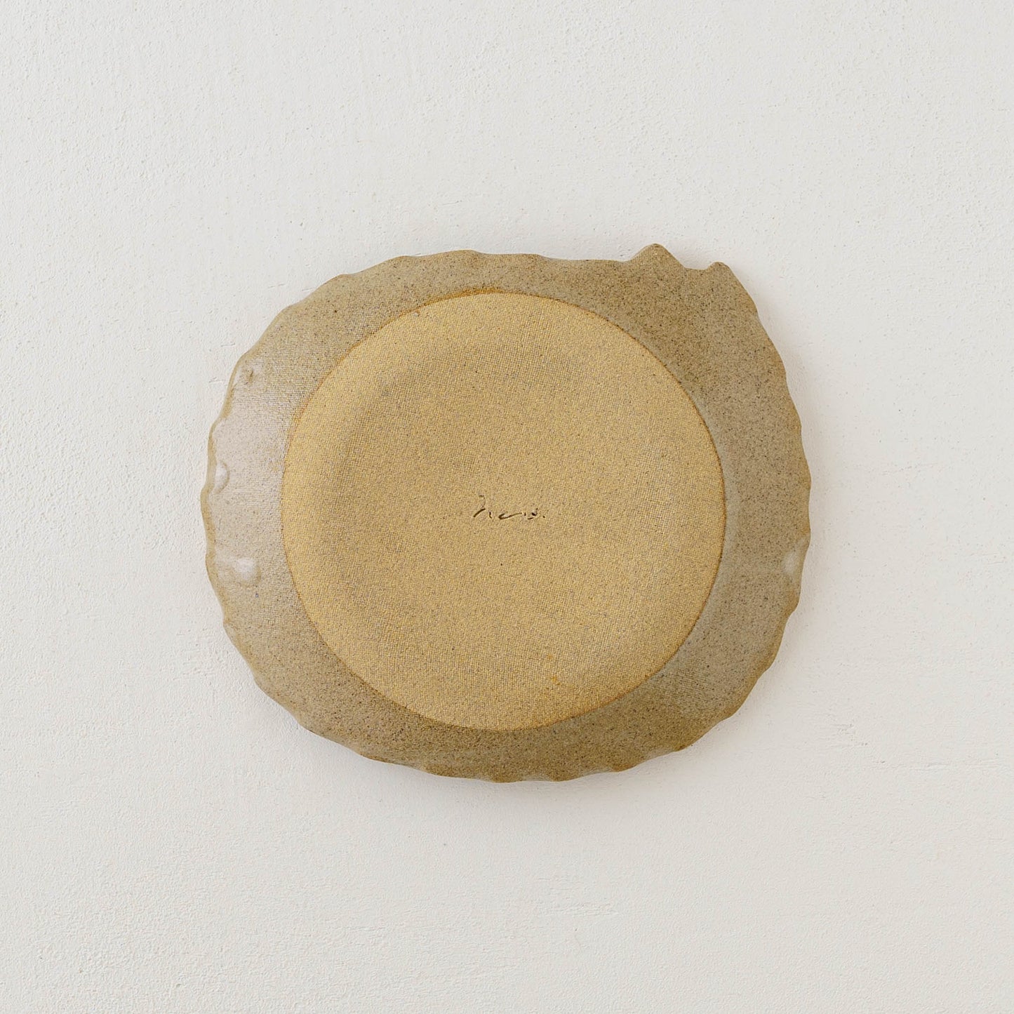 ねこさん皿　グレー x ドット　小｜アトリエ モノラー