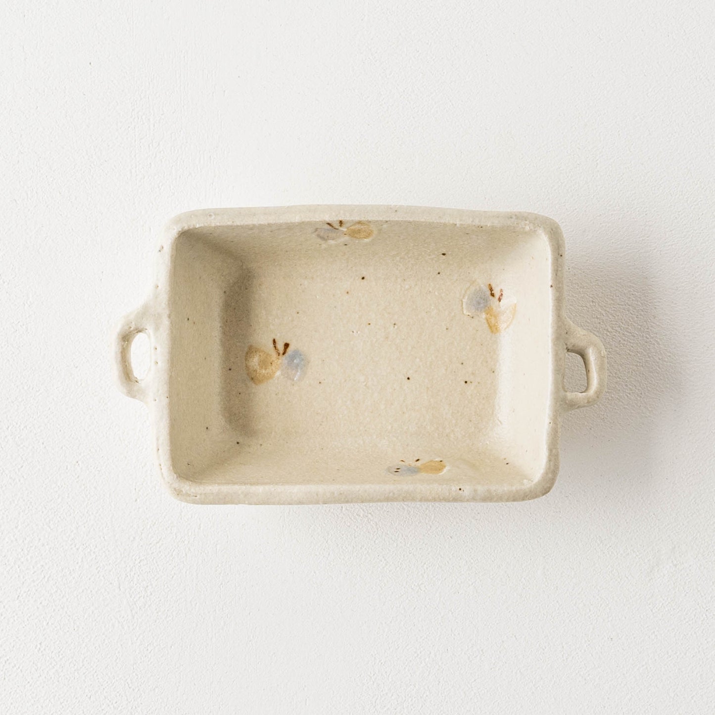 Square bowl with ears butterfly A off-white | Haruko Harada