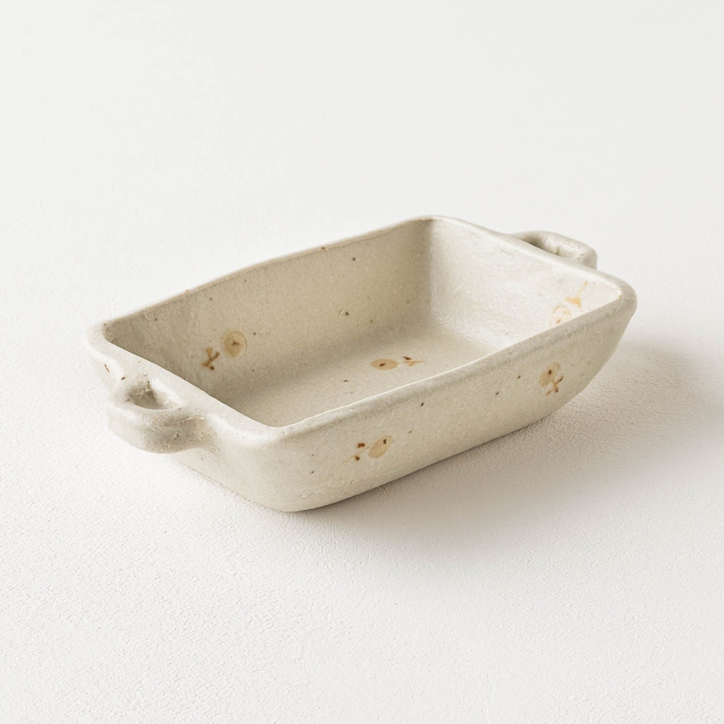 Square bowl with ears Flower A Off-white | Haruko Harada