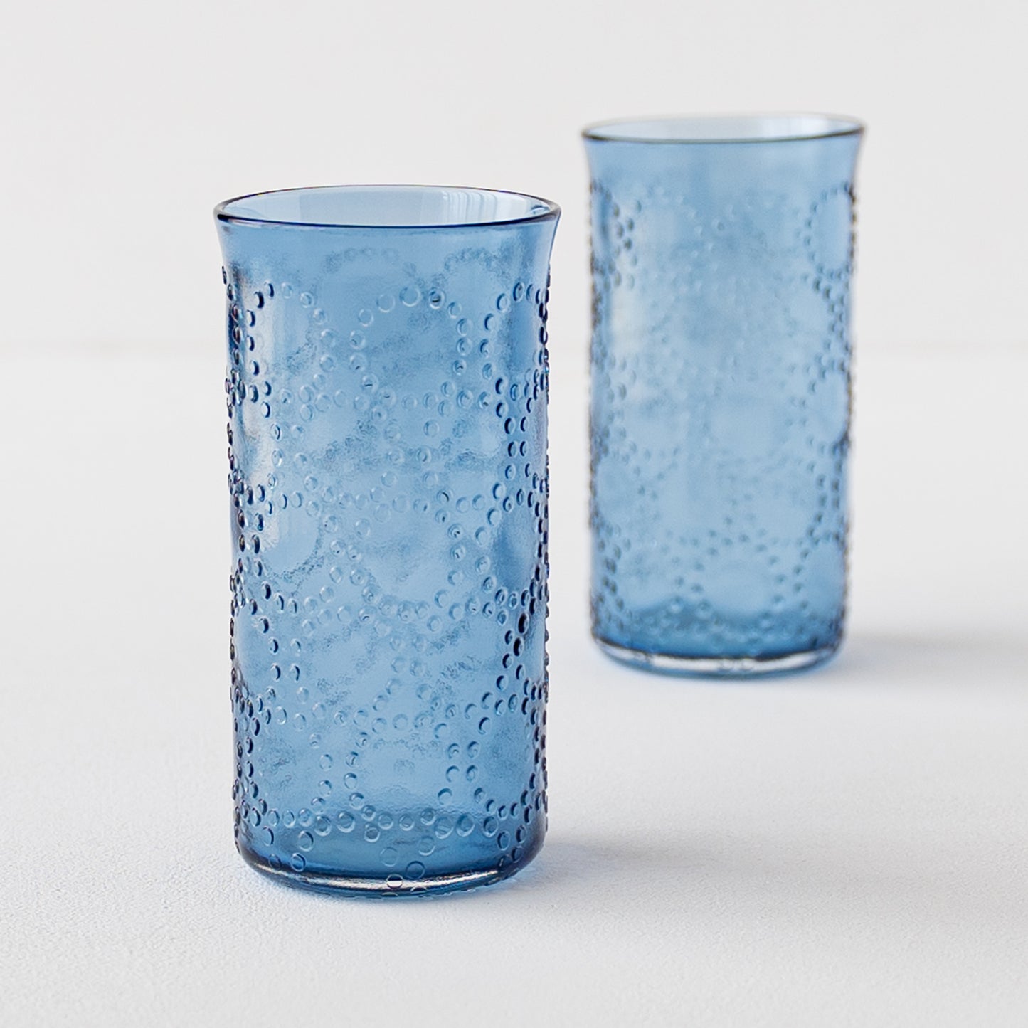 ブルーの色が涼し気で美しい平井睦美さんのTENNストレートグラス