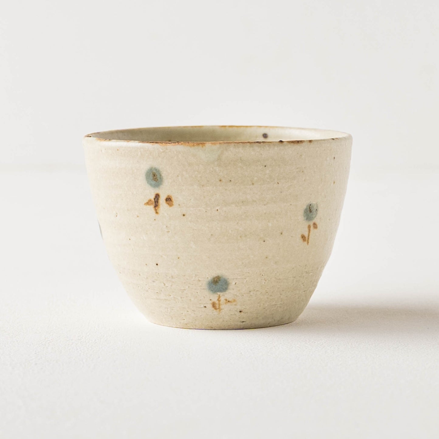 Free Cup Flower B Off White | Haruko Harada