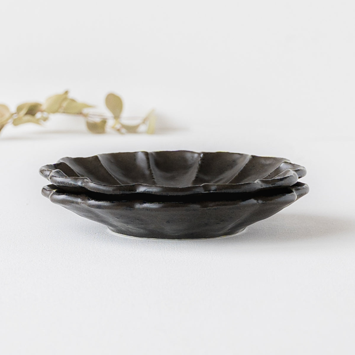 Handmade Japanese Mino Ware Plate Set - 3 Sizes (14cm, 17cm, 21cm) Rinka White Porcelain, Dishwasher & Microwave Safe
