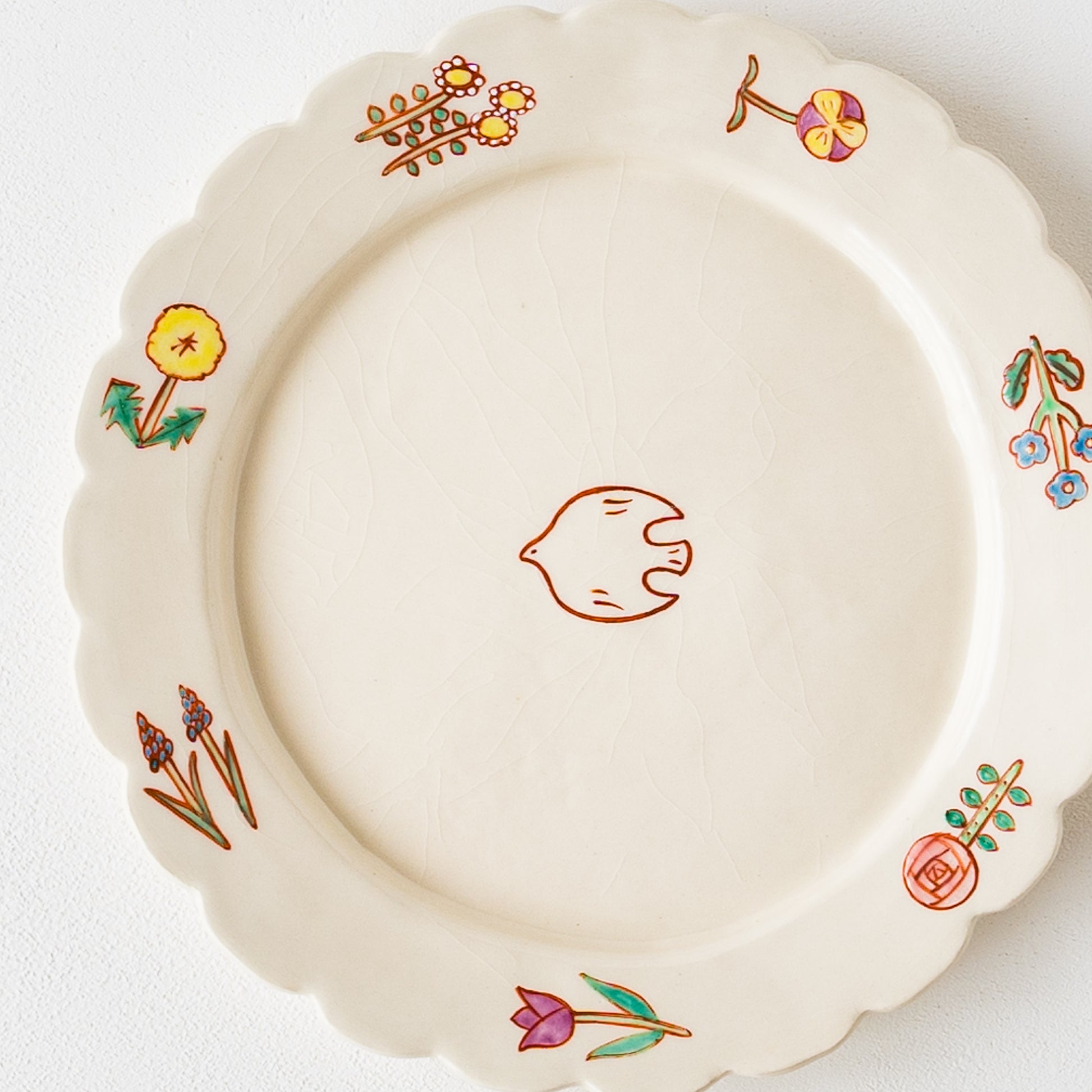 パスタやオムライスが可愛く映える長浜由起子さんの8寸小花絵付皿