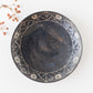 ロウ抜きの松紋がおしゃれで素敵な渡辺信史さんのロウ抜き7寸皿