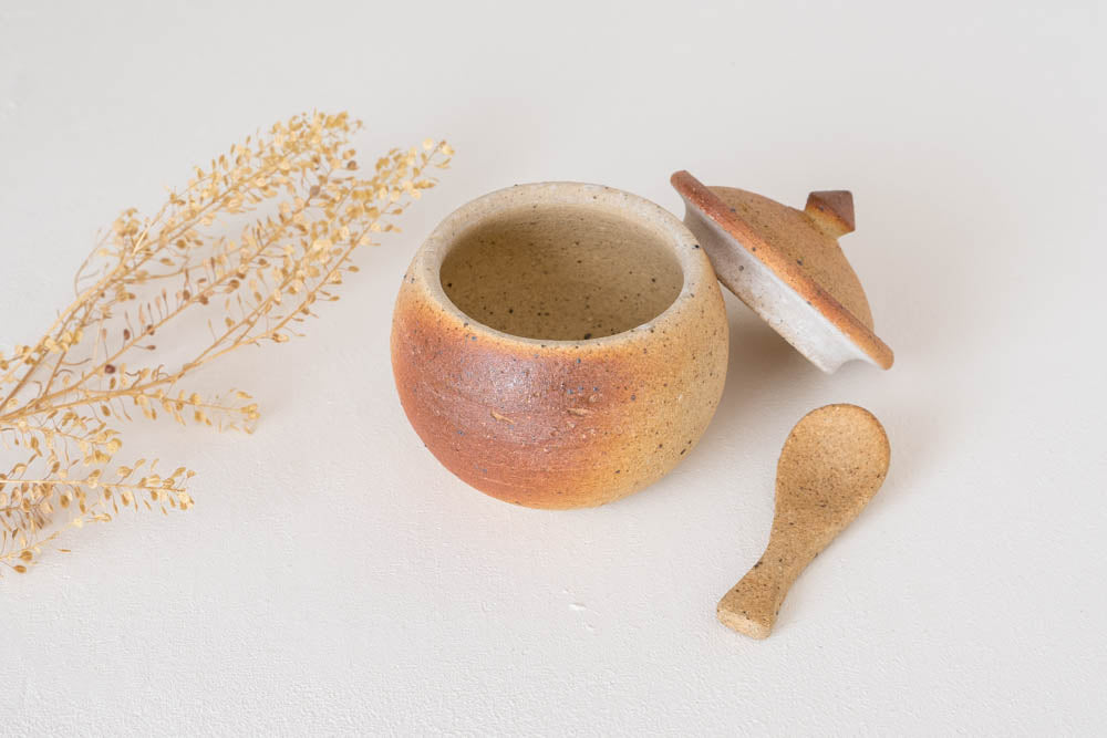 川尻製陶所の塩壺