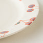 やさしいサクランボの風合いに癒される波佐見焼のワンプレート皿