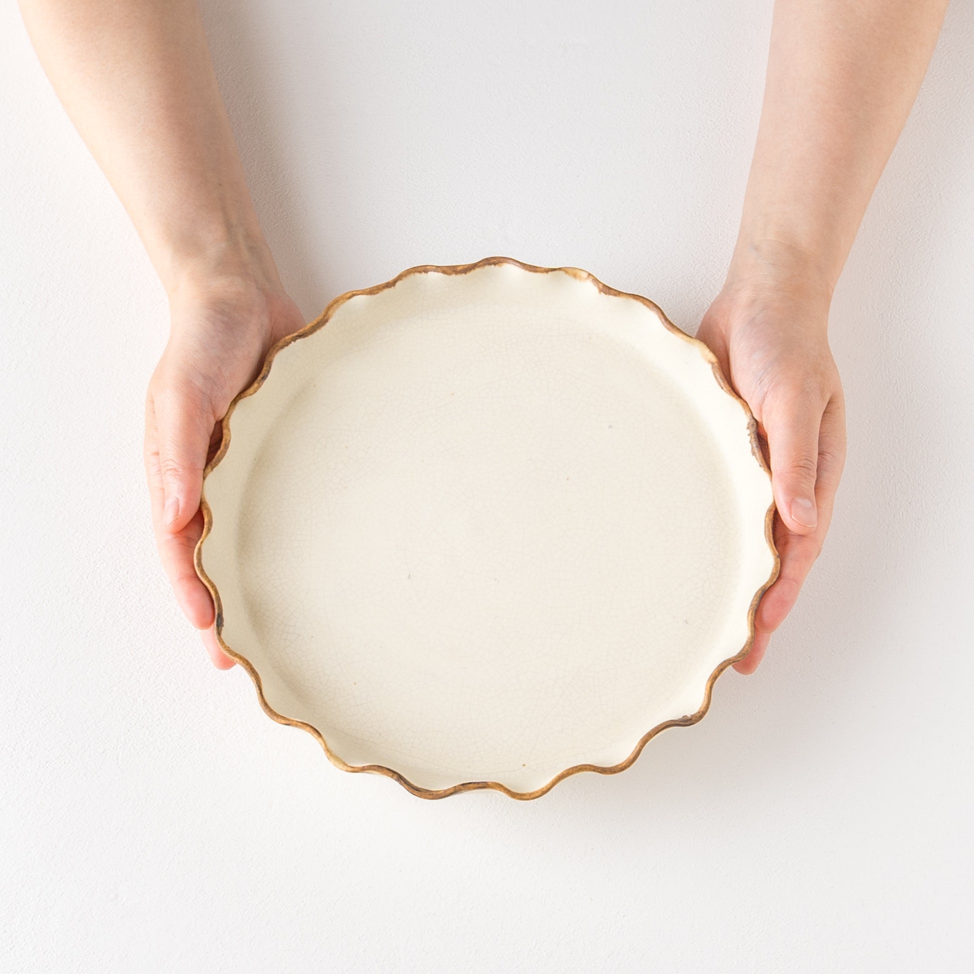 ワンプレート皿にぴったりな町田裕也さんのなみなみ7寸皿