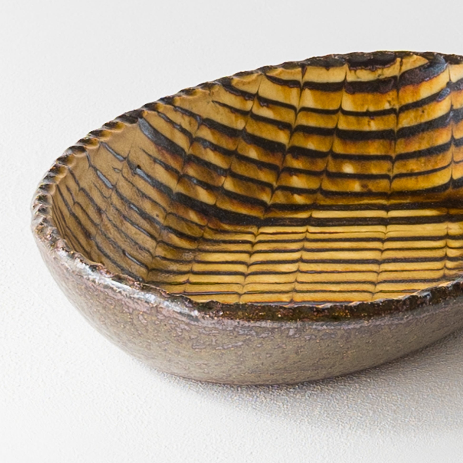 紀窯中川紀夫さんのスリップウェアフェザーコーム楕円鉢