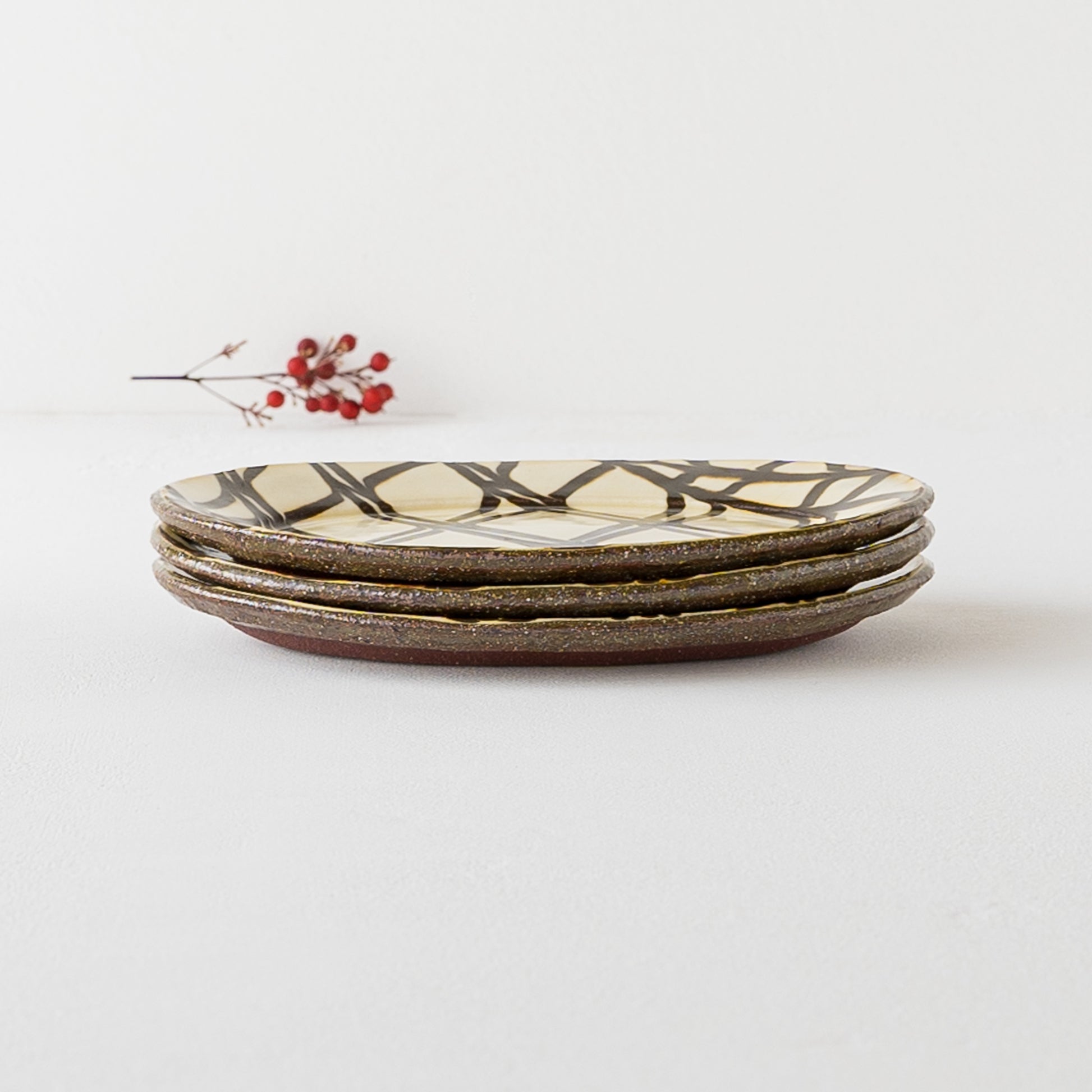 紀窯中川紀夫さんのスリップウェア二重格子楕円リム皿